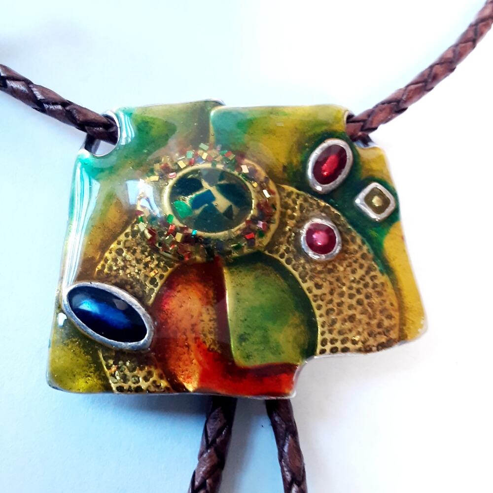 💎Handmade Chicos Signed Iridescent Enamel Stone Bolo Tie Brutalist Abstract